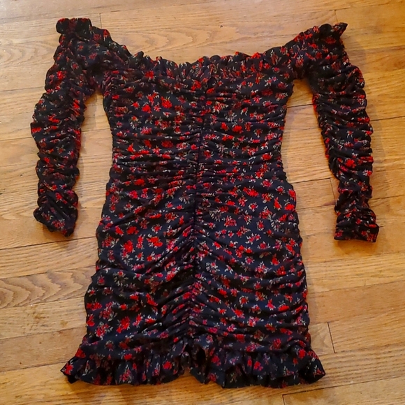 FASHION NOVA STRAPLESS BUNCHED BODYCON MINI FLORAL DRESS WITH ROSES AND RUFFLES - Picture 3 of 5